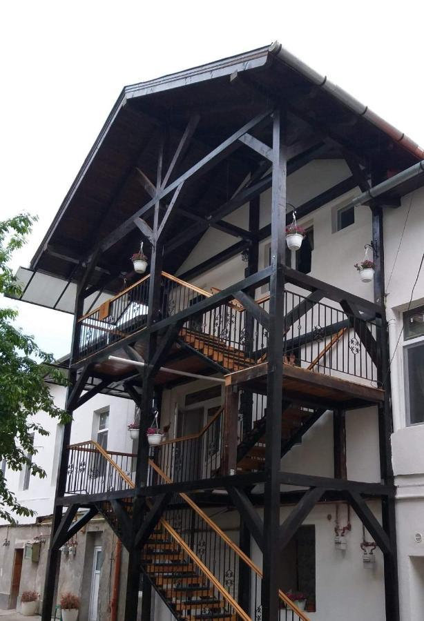 Kali Host Home Away From Home Târgu-Mureş المظهر الخارجي الصورة